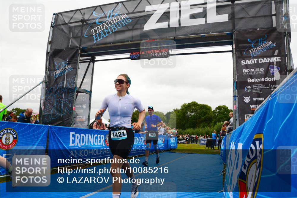 30.08.2026 - Elbe Triathlon Hamburg LAZAROV Photography http://msf.ph/oto/10085216 30.08.2026 11:48:03 Ziel 821, 914, 927, 1163, 1421 meine-sportfotos.de