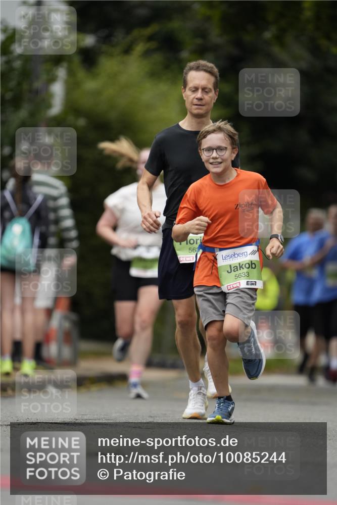 30.08.2026 - Blankeneser Heldenlauf Patografie http://msf.ph/oto/10085244 30.08.2026 10:33:39 Ziel 5631, 5633, 5664, 5665 meine-sportfotos.de