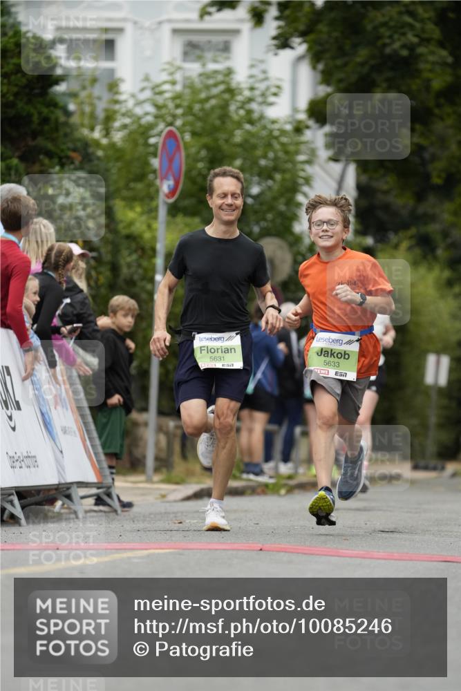 30.08.2026 - Blankeneser Heldenlauf Patografie http://msf.ph/oto/10085246 30.08.2026 10:33:42 Ziel 5631, 5633, 5664, 5665 meine-sportfotos.de