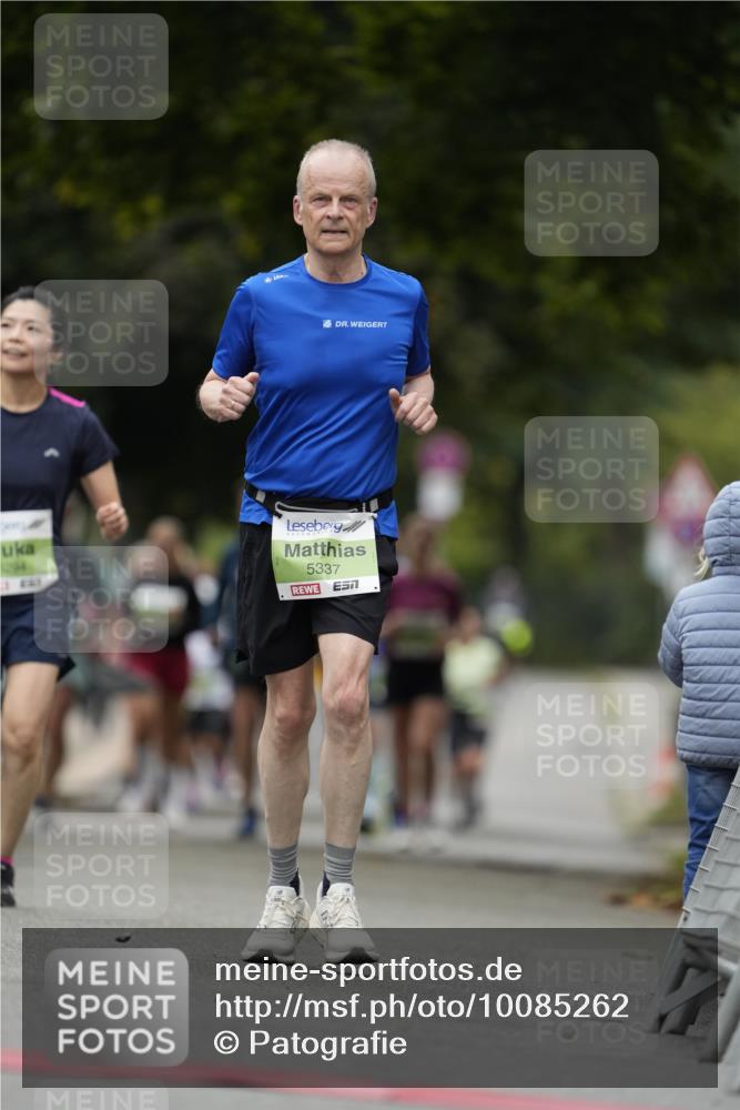 30.08.2026 - Blankeneser Heldenlauf Patografie http://msf.ph/oto/10085262 30.08.2026 10:33:54 Ziel 5211, 5294, 5337, 5369, 5819 meine-sportfotos.de
