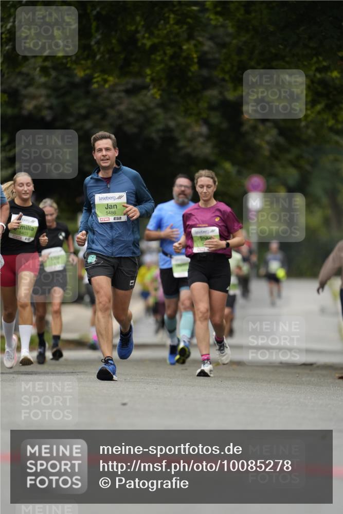 30.08.2026 - Blankeneser Heldenlauf Patografie http://msf.ph/oto/10085278 30.08.2026 10:34:01 Ziel 5211, 5256, 5294, 5337, 5369, 5700 meine-sportfotos.de