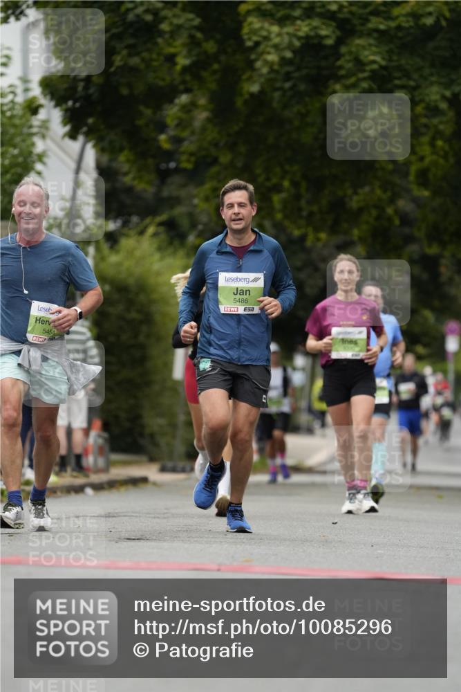 30.08.2026 - Blankeneser Heldenlauf Patografie http://msf.ph/oto/10085296 30.08.2026 10:34:06 Ziel 5256, 5294, 5403, 5454, 5486, 5700 meine-sportfotos.de