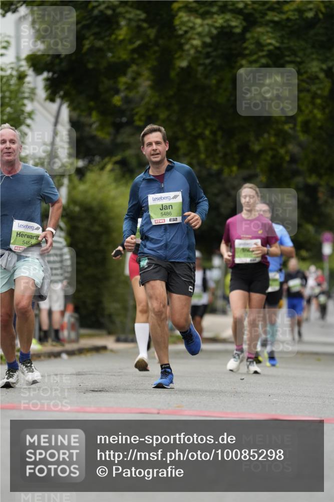 30.08.2026 - Blankeneser Heldenlauf Patografie http://msf.ph/oto/10085298 30.08.2026 10:34:06 Ziel 5256, 5294, 5403, 5454, 5486, 5700 meine-sportfotos.de
