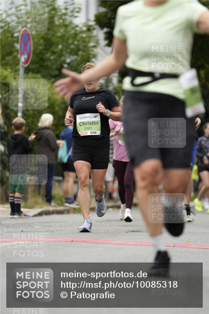 30.08.2026 - Blankeneser Heldenlauf Patografie http://msf.ph/oto/10085318 30.08.2026 10:34:24 Ziel 5161, 5184, 5302, 5373, 5535 meine-sportfotos.de