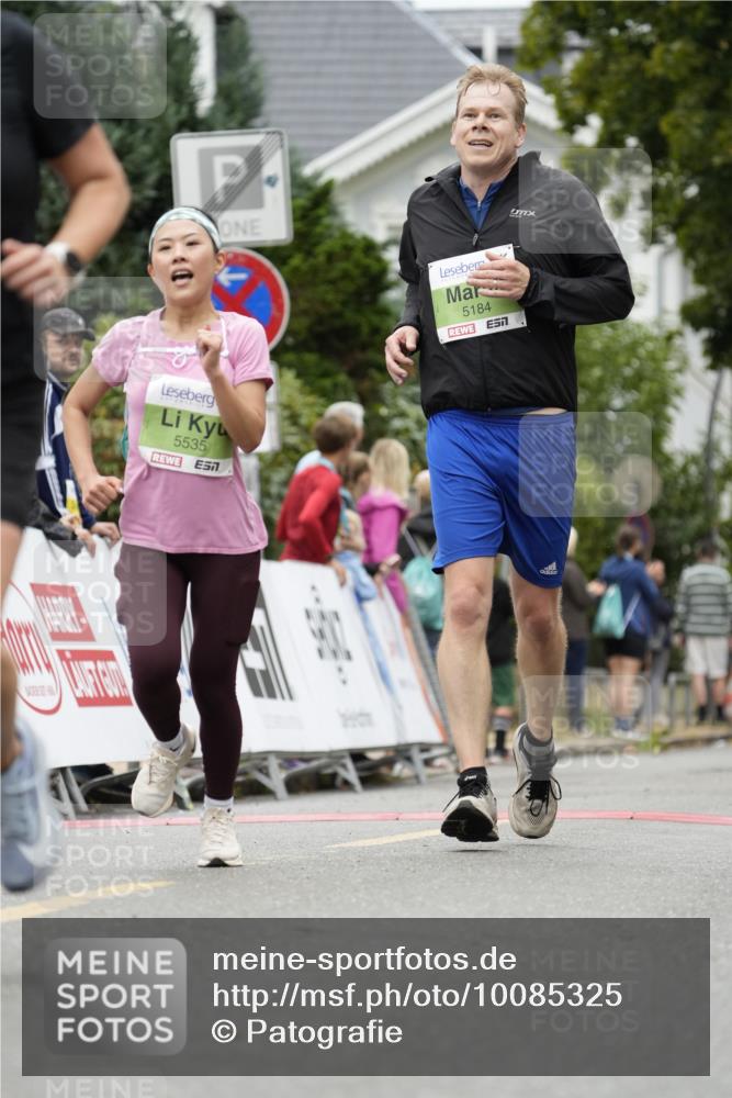 30.08.2026 - Blankeneser Heldenlauf Patografie http://msf.ph/oto/10085325 30.08.2026 10:34:30 Ziel 5161, 5184, 5302, 5535 meine-sportfotos.de