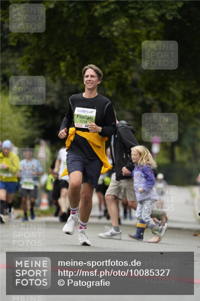 30.08.2026 - Blankeneser Heldenlauf Patografie http://msf.ph/oto/10085327 30.08.2026 10:34:34 Ziel 5184, 5246, 5535 meine-sportfotos.de