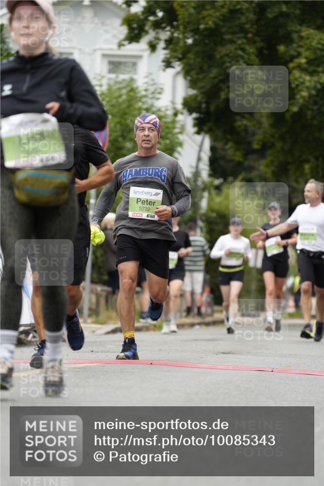 30.08.2026 - Blankeneser Heldenlauf Patografie http://msf.ph/oto/10085343 30.08.2026 10:34:48 Ziel 5052, 5096, 5732, 5736, 5737, 5802 meine-sportfotos.de