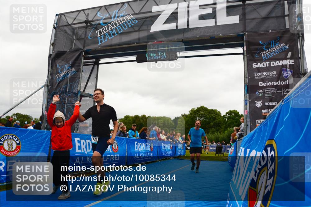 30.08.2026 - Elbe Triathlon Hamburg LAZAROV Photography http://msf.ph/oto/10085344 30.08.2026 11:49:30 Ziel 1145, 1252, 1363 meine-sportfotos.de