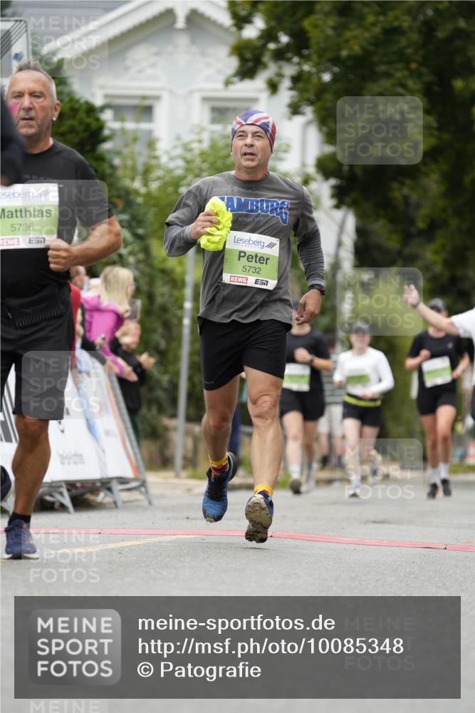 30.08.2026 - Blankeneser Heldenlauf Patografie http://msf.ph/oto/10085348 30.08.2026 10:34:49 Ziel 5052, 5096, 5540, 5732, 5736, 5737, 5802 meine-sportfotos.de