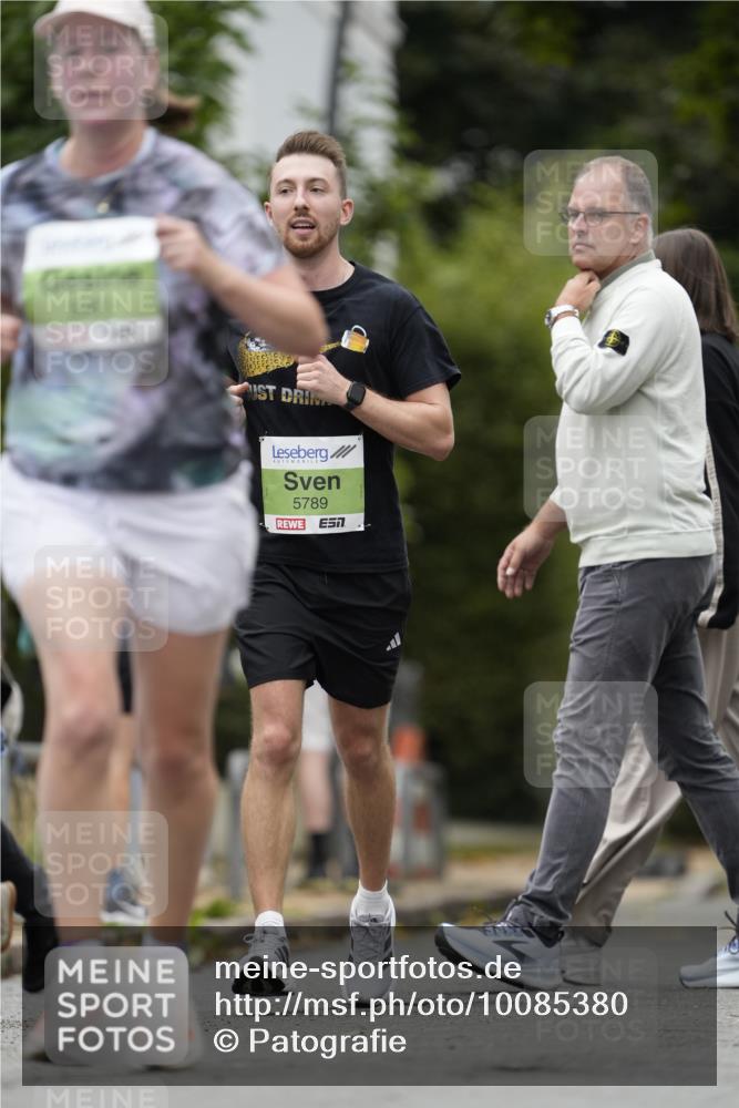 30.08.2026 - Blankeneser Heldenlauf Patografie http://msf.ph/oto/10085380 30.08.2026 10:35:06 Ziel 5017, 5387, 5789 meine-sportfotos.de