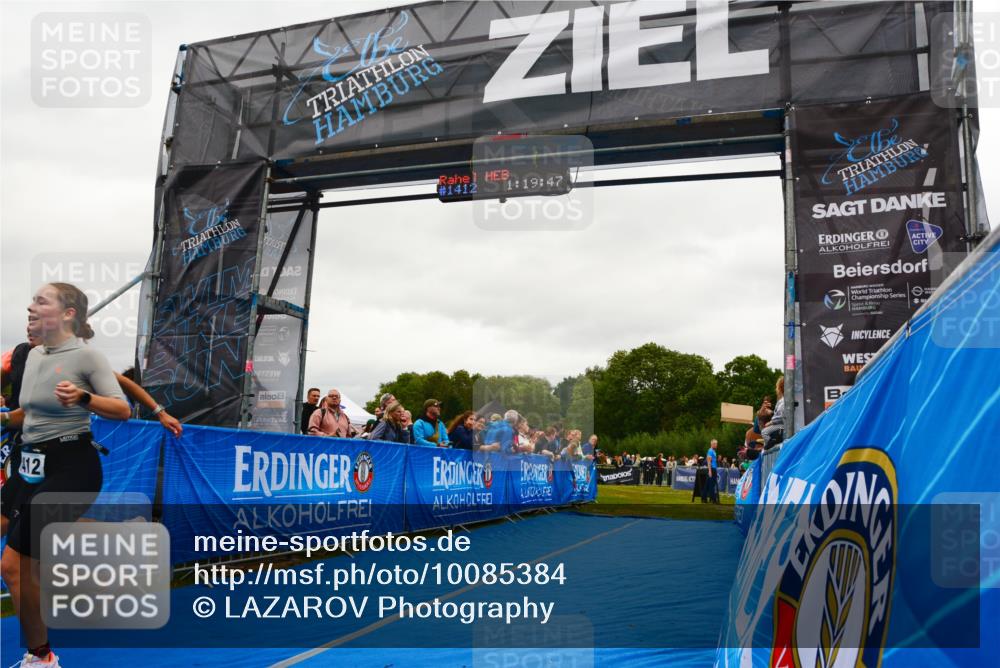 30.08.2026 - Elbe Triathlon Hamburg LAZAROV Photography http://msf.ph/oto/10085384 30.08.2026 11:49:46 Ziel 939, 1412 meine-sportfotos.de
