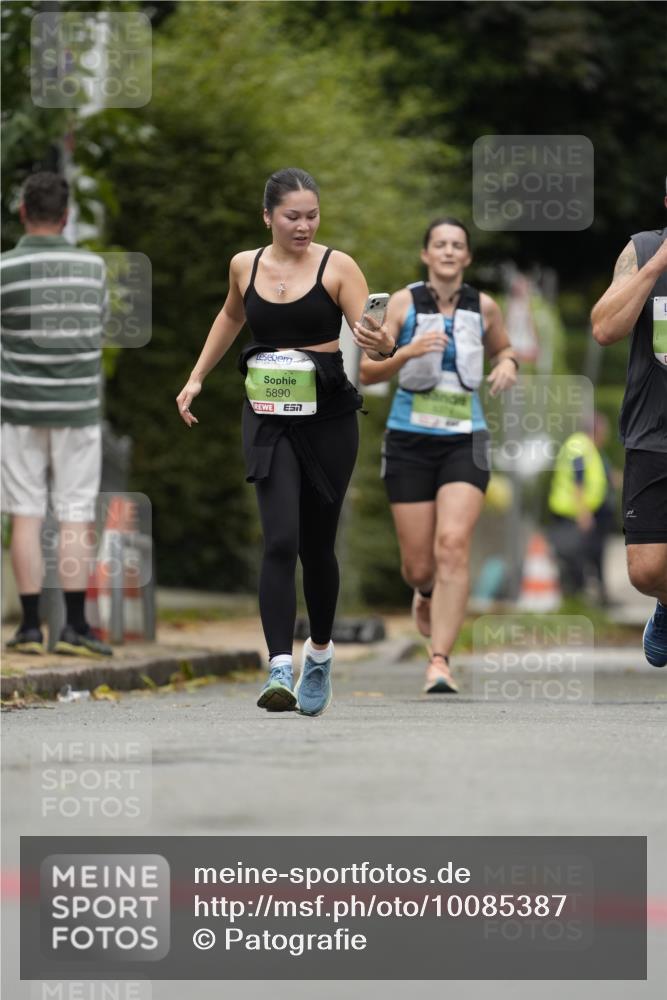 30.08.2026 - Blankeneser Heldenlauf Patografie http://msf.ph/oto/10085387 30.08.2026 10:35:14 Ziel 5387, 5789 meine-sportfotos.de