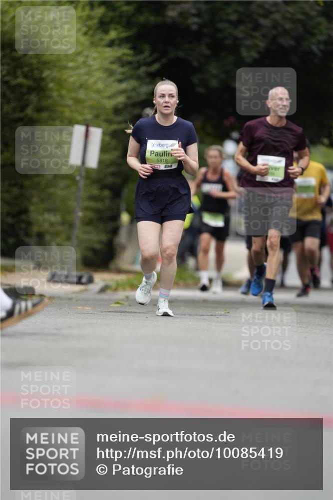30.08.2026 - Blankeneser Heldenlauf Patografie http://msf.ph/oto/10085419 30.08.2026 10:35:35 Ziel 5564, 5764 meine-sportfotos.de