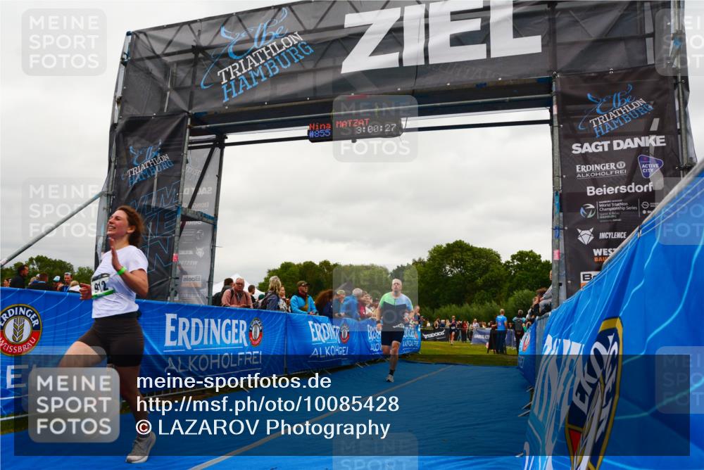 30.08.2026 - Elbe Triathlon Hamburg LAZAROV Photography http://msf.ph/oto/10085428 30.08.2026 11:50:29 Ziel 686, 855, 912, 958, 1282 meine-sportfotos.de