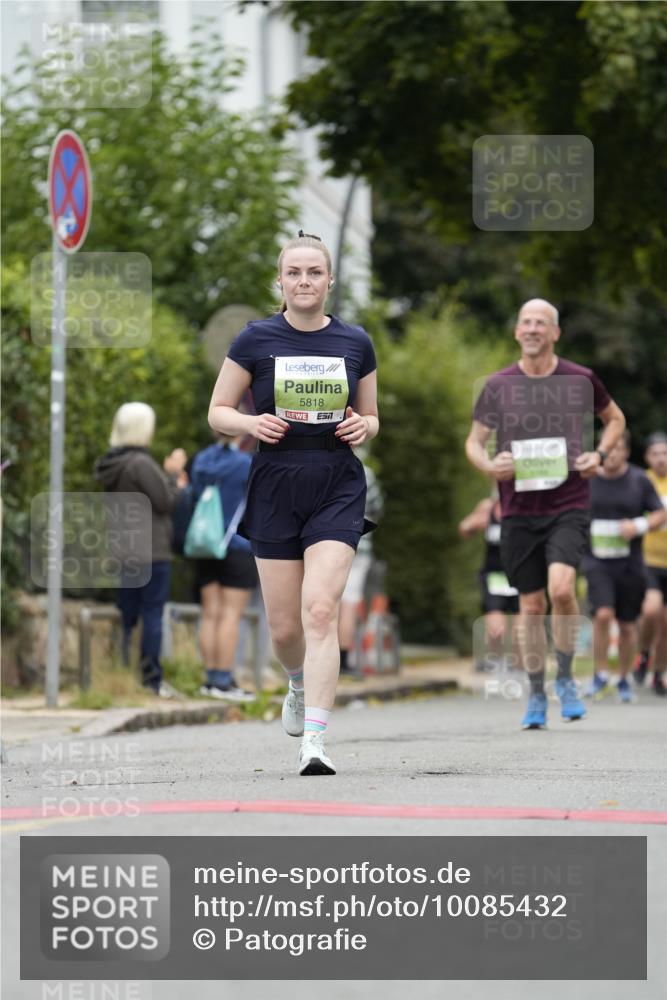 30.08.2026 - Blankeneser Heldenlauf Patografie http://msf.ph/oto/10085432 30.08.2026 10:35:43 Ziel 5764, 5818 meine-sportfotos.de