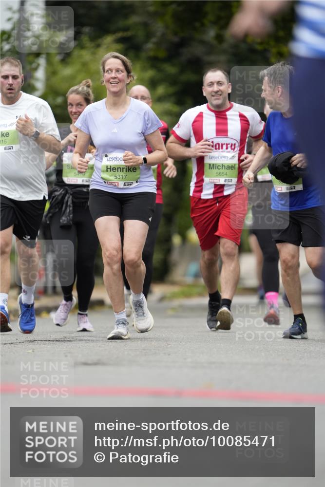 30.08.2026 - Blankeneser Heldenlauf Patografie http://msf.ph/oto/10085471 30.08.2026 10:36:03 Ziel 5117, 5317, 5394, 5699 meine-sportfotos.de