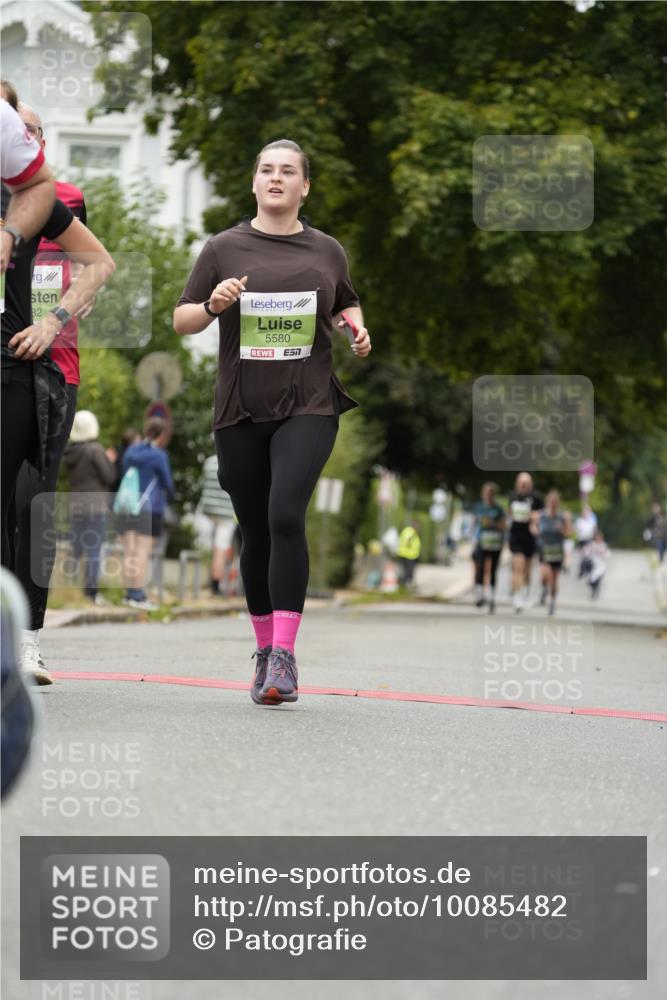 30.08.2026 - Blankeneser Heldenlauf Patografie http://msf.ph/oto/10085482 30.08.2026 10:36:11 Ziel 5317, 5394, 5479, 5580, 5582, 5654, 5815 meine-sportfotos.de