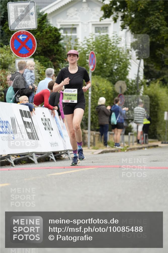 30.08.2026 - Blankeneser Heldenlauf Patografie http://msf.ph/oto/10085488 30.08.2026 10:36:17 Ziel 5183, 5479, 5580, 5582, 5654, 5815 meine-sportfotos.de