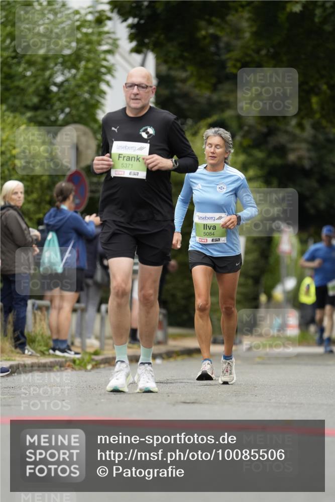 30.08.2026 - Blankeneser Heldenlauf Patografie http://msf.ph/oto/10085506 30.08.2026 10:36:29 Ziel 5077, 5084, 5264, 5371 meine-sportfotos.de