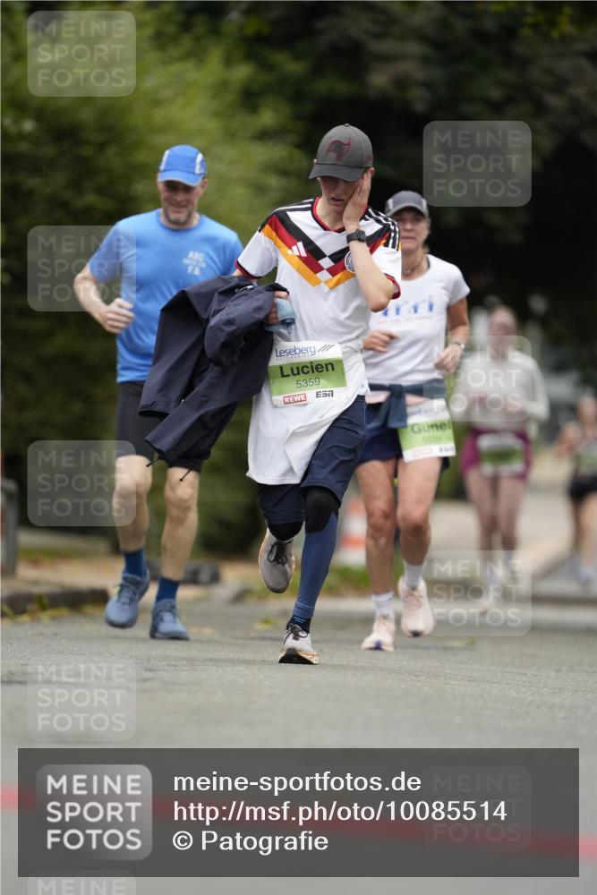 30.08.2026 - Blankeneser Heldenlauf Patografie http://msf.ph/oto/10085514 30.08.2026 10:36:37 Ziel 5084, 5371 meine-sportfotos.de