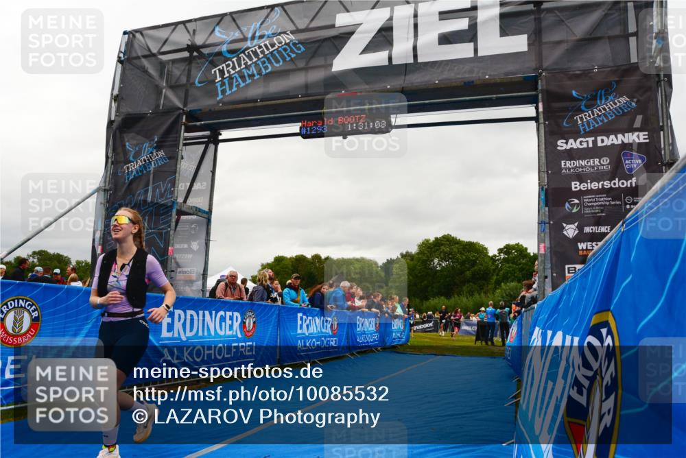 30.08.2026 - Elbe Triathlon Hamburg LAZAROV Photography http://msf.ph/oto/10085532 30.08.2026 11:51:10 Ziel 833, 1293 meine-sportfotos.de