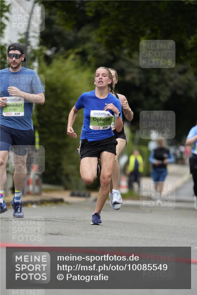 30.08.2026 - Blankeneser Heldenlauf Patografie http://msf.ph/oto/10085549 30.08.2026 10:37:03 Ziel 5207, 5790, 5817, 5878 meine-sportfotos.de