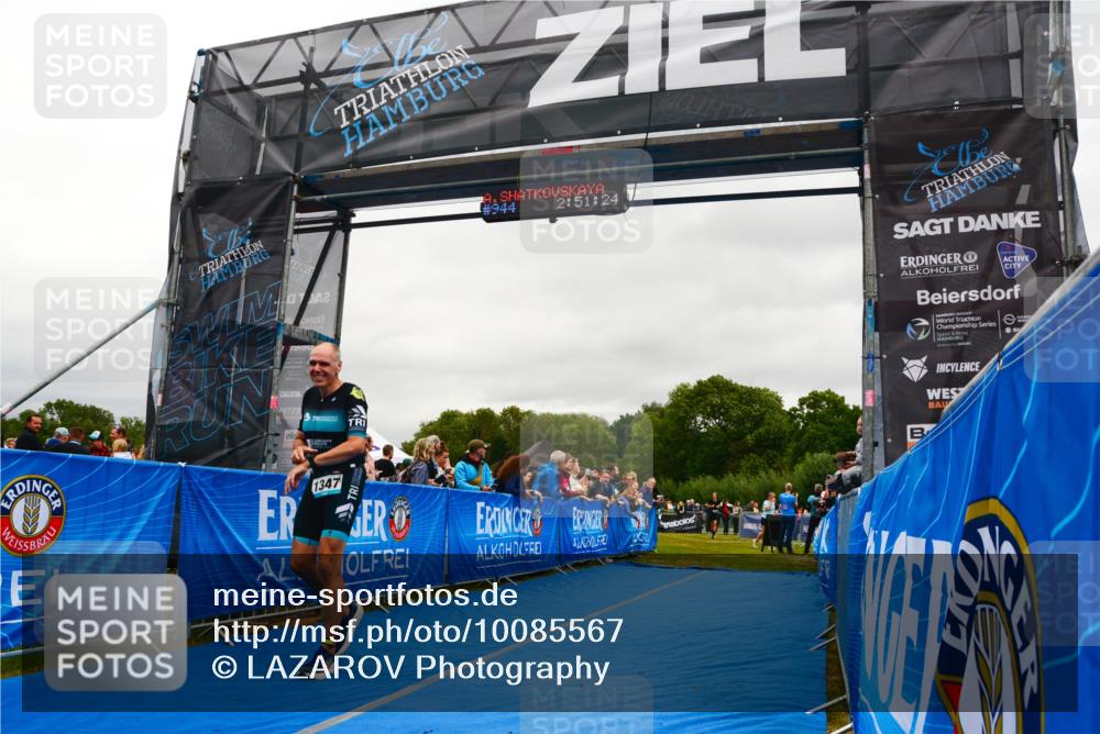 30.08.2026 - Elbe Triathlon Hamburg LAZAROV Photography http://msf.ph/oto/10085567 30.08.2026 11:51:28 Ziel 1347 meine-sportfotos.de