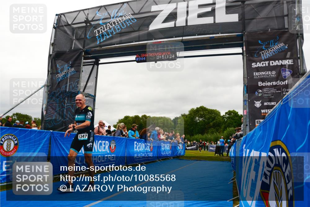 30.08.2026 - Elbe Triathlon Hamburg LAZAROV Photography http://msf.ph/oto/10085568 30.08.2026 11:51:29 Ziel 1347 meine-sportfotos.de