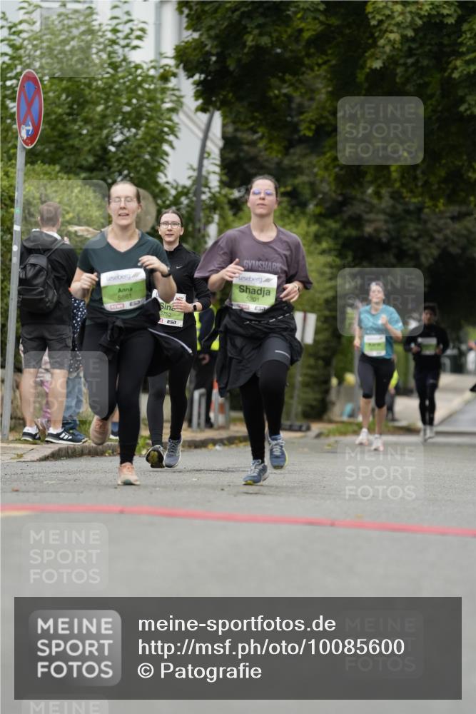 30.08.2026 - Blankeneser Heldenlauf Patografie http://msf.ph/oto/10085600 30.08.2026 10:37:37 Ziel 5201, 5752, 5861 meine-sportfotos.de