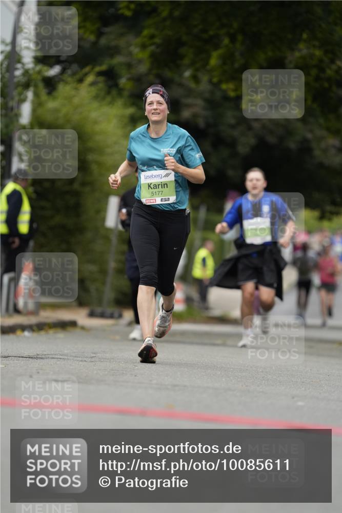 30.08.2026 - Blankeneser Heldenlauf Patografie http://msf.ph/oto/10085611 30.08.2026 10:37:43 Ziel 5177, 5201, 5752, 5861 meine-sportfotos.de