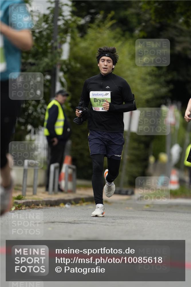 30.08.2026 - Blankeneser Heldenlauf Patografie http://msf.ph/oto/10085618 30.08.2026 10:37:47 Ziel 5177, 5752 meine-sportfotos.de