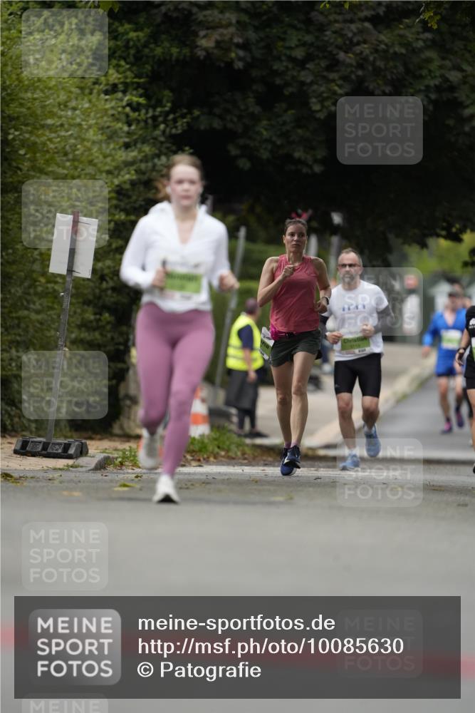 30.08.2026 - Blankeneser Heldenlauf Patografie http://msf.ph/oto/10085630 30.08.2026 10:37:55 Ziel 5177, 5433, 5639 meine-sportfotos.de