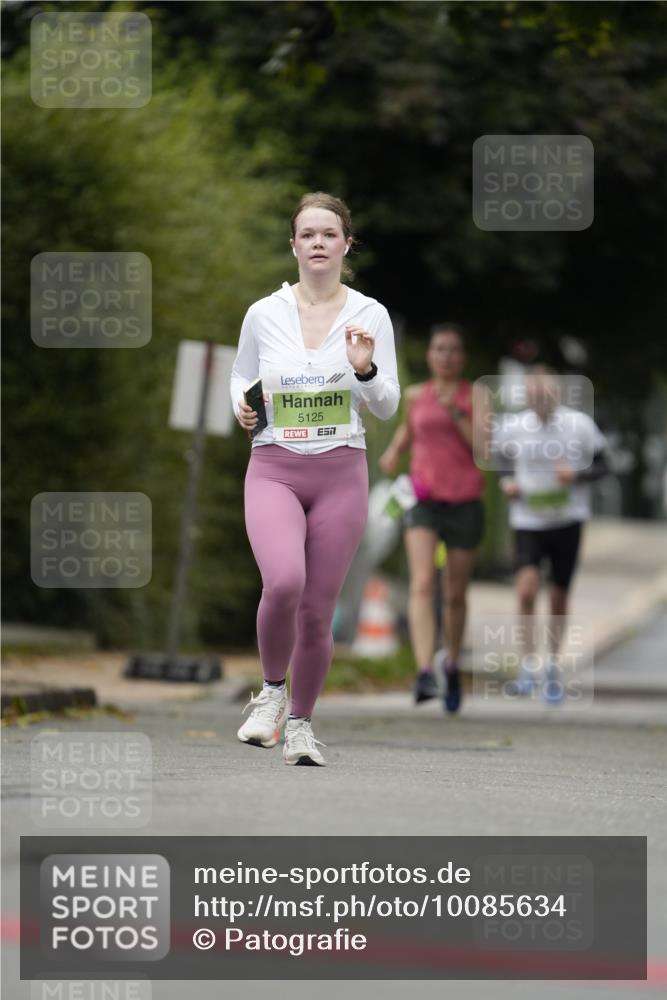 30.08.2026 - Blankeneser Heldenlauf Patografie http://msf.ph/oto/10085634 30.08.2026 10:37:57 Ziel 5433, 5639 meine-sportfotos.de