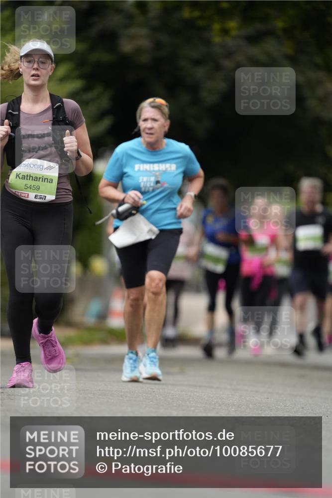 30.08.2026 - Blankeneser Heldenlauf Patografie http://msf.ph/oto/10085677 30.08.2026 10:38:35 Ziel 5673, 5857 meine-sportfotos.de