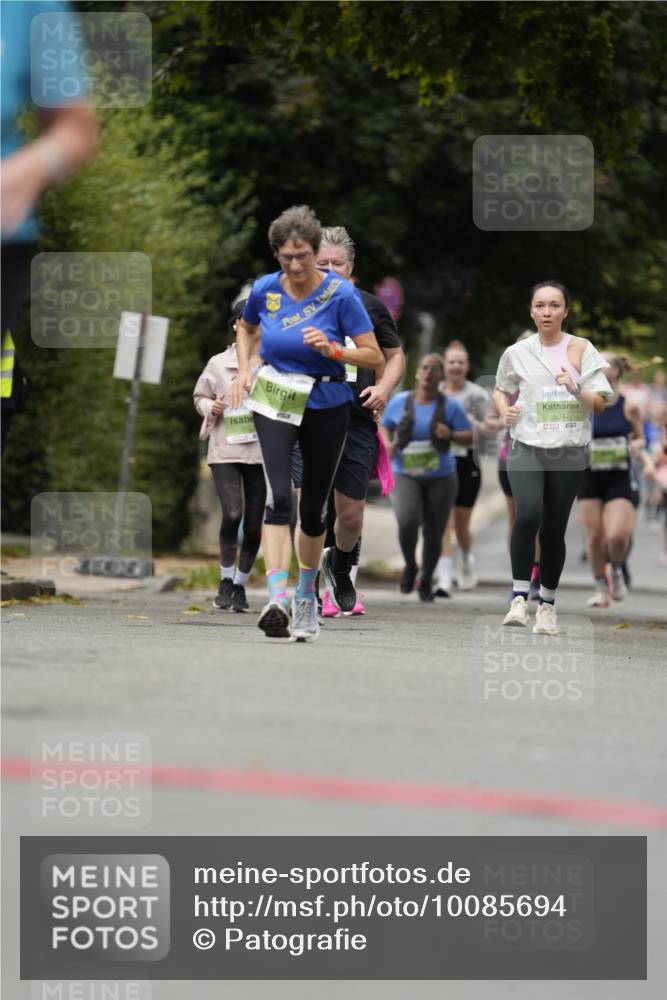 30.08.2026 - Blankeneser Heldenlauf Patografie http://msf.ph/oto/10085694 30.08.2026 10:38:44 Ziel 5459, 5513, 5673, 5857 meine-sportfotos.de