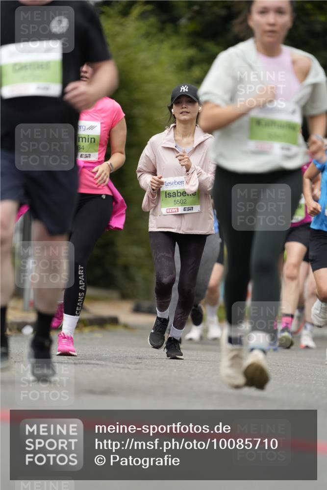 30.08.2026 - Blankeneser Heldenlauf Patografie http://msf.ph/oto/10085710 30.08.2026 10:38:52 Ziel 5347, 5473, 5755, 5759 meine-sportfotos.de