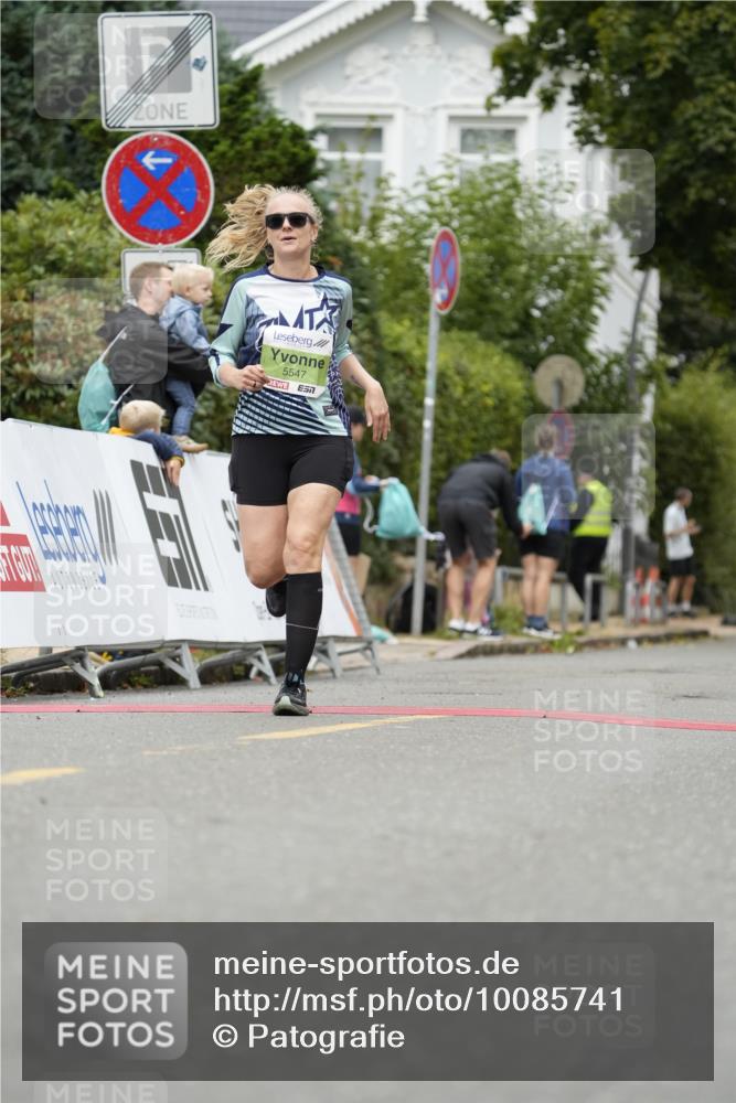 30.08.2026 - Blankeneser Heldenlauf Patografie http://msf.ph/oto/10085741 30.08.2026 10:39:09 Ziel 5194, 5278, 5446, 5547, 5608 meine-sportfotos.de