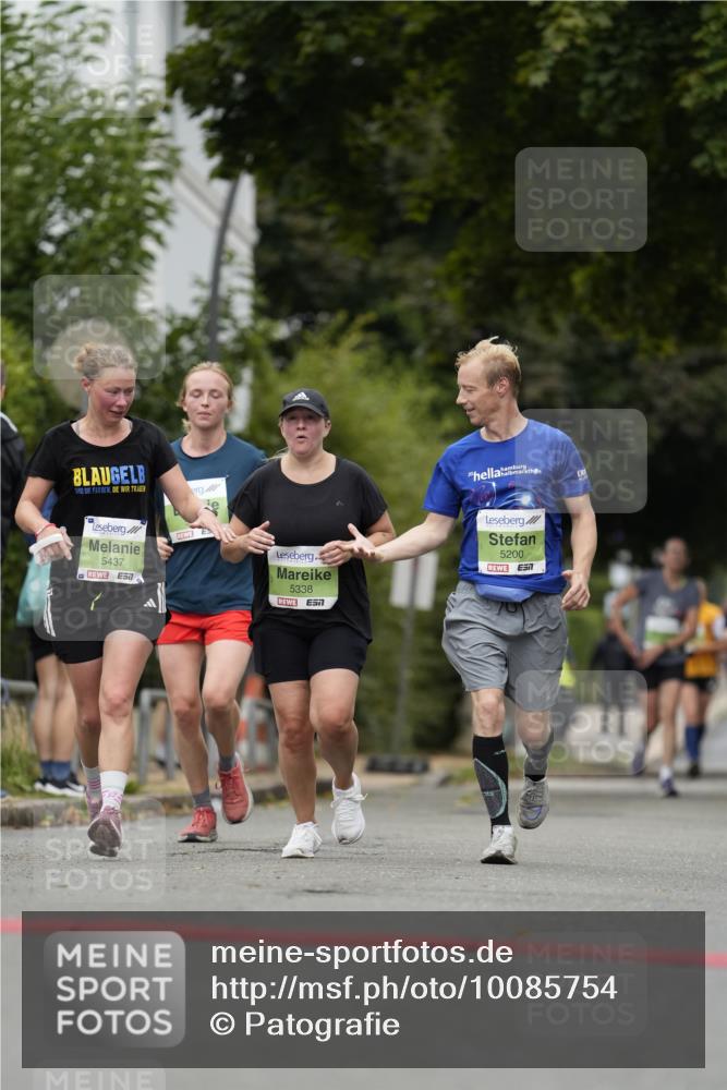 30.08.2026 - Blankeneser Heldenlauf Patografie http://msf.ph/oto/10085754 30.08.2026 10:39:30 Ziel 5200, 5338, 5437, 5782, 5829, 5830 meine-sportfotos.de