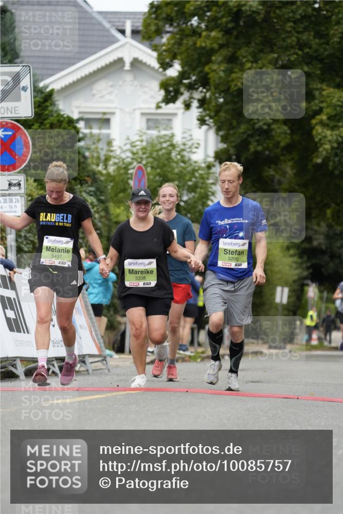 30.08.2026 - Blankeneser Heldenlauf Patografie http://msf.ph/oto/10085757 30.08.2026 10:39:34 Ziel 5053, 5200, 5338, 5437, 5829 meine-sportfotos.de