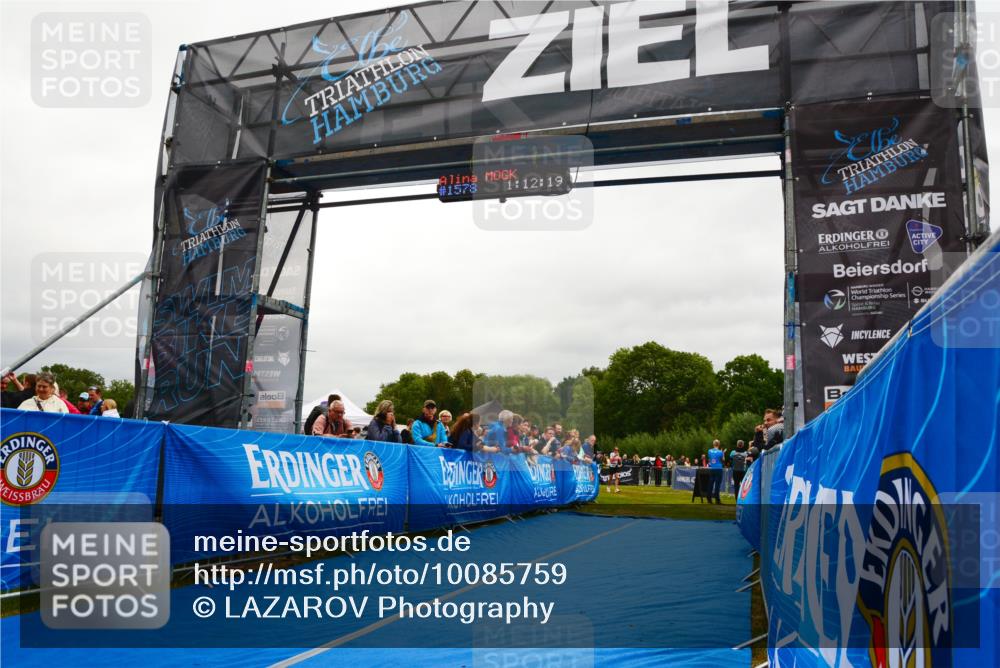 30.08.2026 - Elbe Triathlon Hamburg LAZAROV Photography http://msf.ph/oto/10085759 30.08.2026 11:52:34 Ziel 854 meine-sportfotos.de