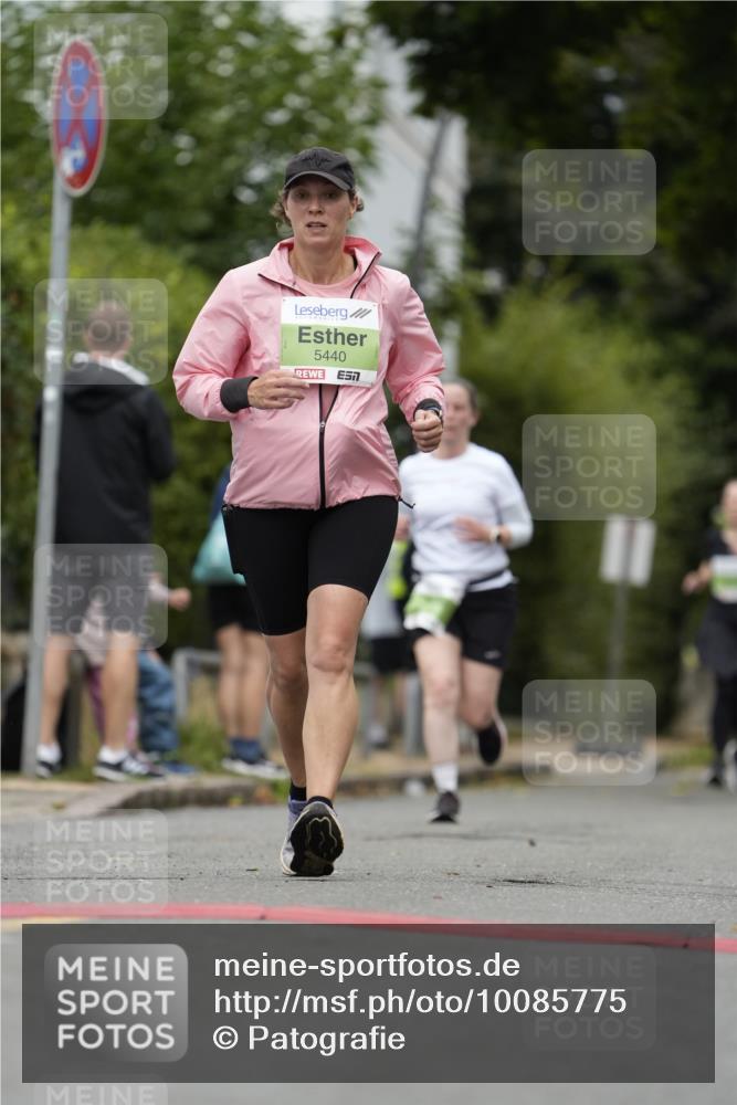 30.08.2026 - Blankeneser Heldenlauf Patografie http://msf.ph/oto/10085775 30.08.2026 10:39:54 Ziel 5143, 5345, 5440, 5668, 5669 meine-sportfotos.de