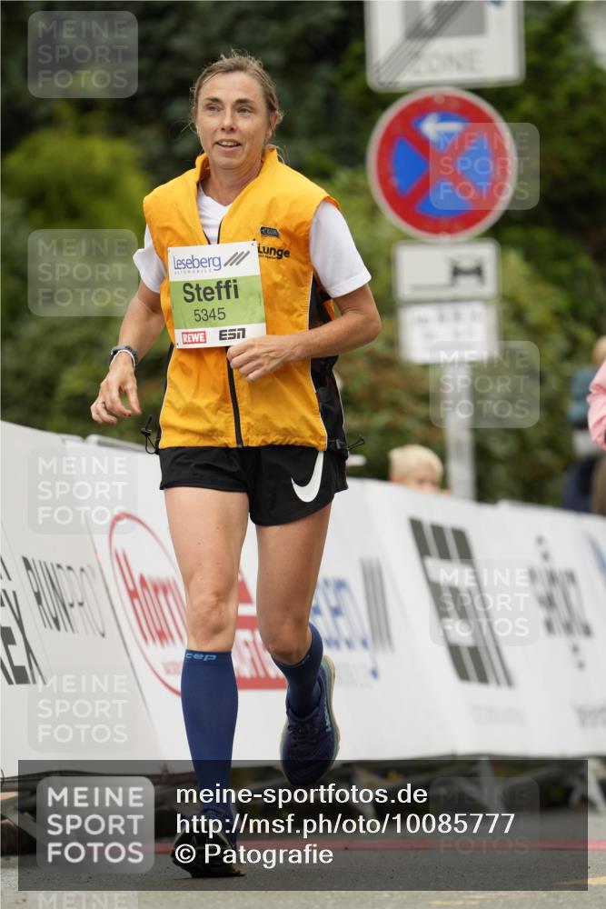 30.08.2026 - Blankeneser Heldenlauf Patografie http://msf.ph/oto/10085777 30.08.2026 10:39:56 Ziel 5143, 5345, 5440, 5447, 5668, 5669 meine-sportfotos.de