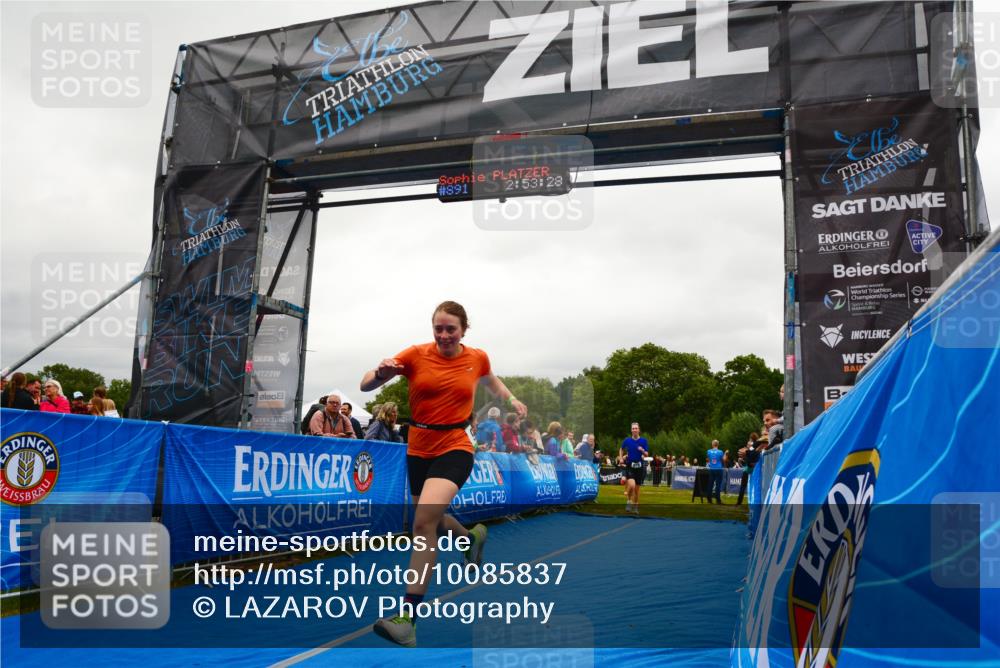 30.08.2026 - Elbe Triathlon Hamburg LAZAROV Photography http://msf.ph/oto/10085837 30.08.2026 11:53:30 Ziel 876, 891, 902, 1426 meine-sportfotos.de