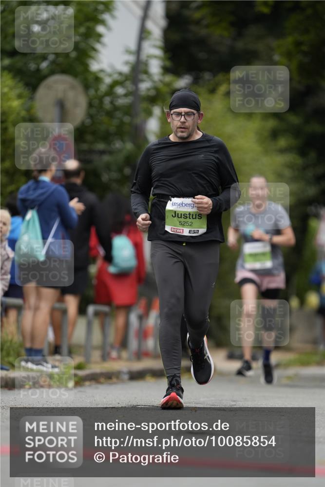 30.08.2026 - Blankeneser Heldenlauf Patografie http://msf.ph/oto/10085854 30.08.2026 10:41:23 Ziel 5252 meine-sportfotos.de