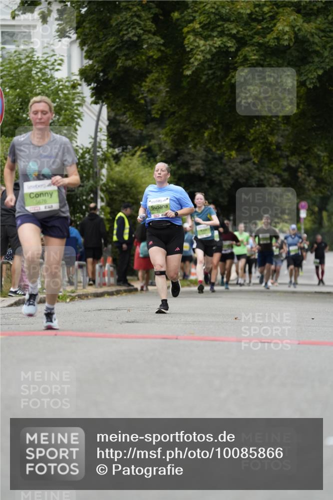 30.08.2026 - Blankeneser Heldenlauf Patografie http://msf.ph/oto/10085866 30.08.2026 10:41:31 Ziel 5252, 5311, 5675, 5676 meine-sportfotos.de