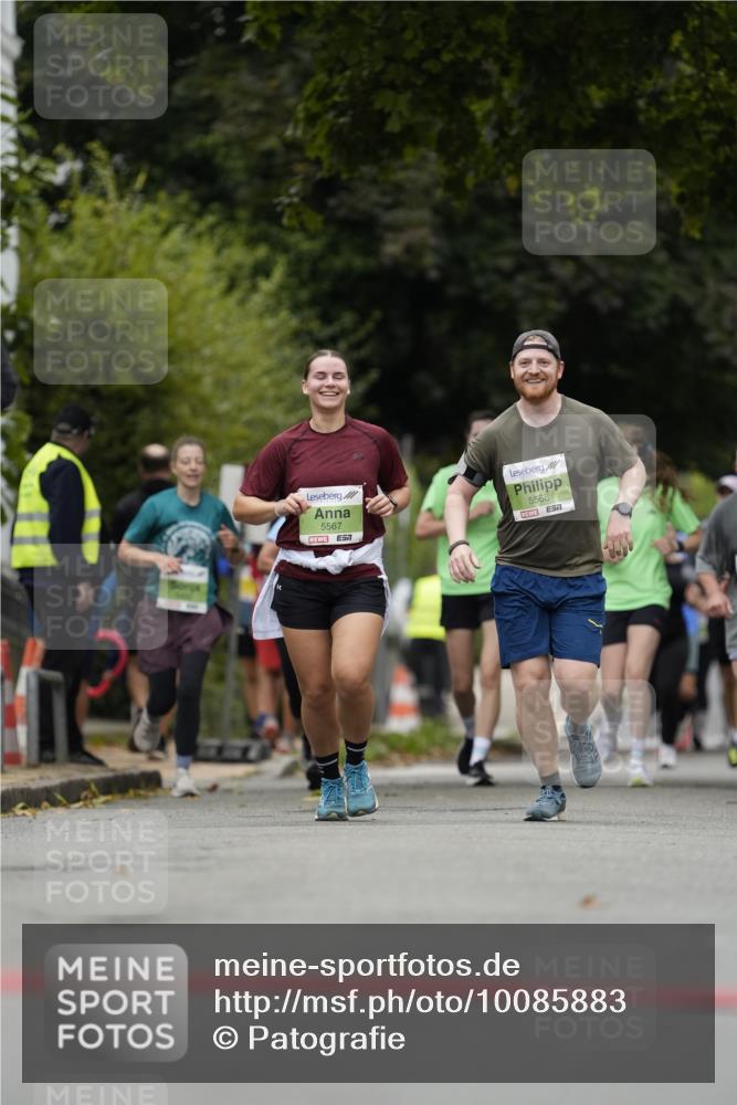 30.08.2026 - Blankeneser Heldenlauf Patografie http://msf.ph/oto/10085883 30.08.2026 10:41:41 Ziel 5047, 5311, 5390 meine-sportfotos.de