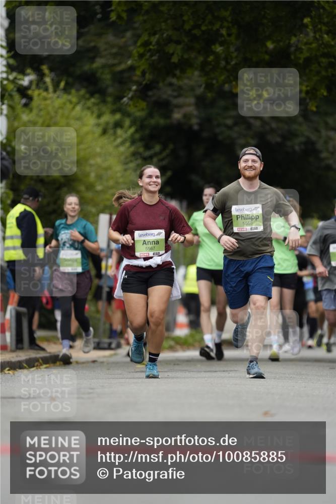 30.08.2026 - Blankeneser Heldenlauf Patografie http://msf.ph/oto/10085885 30.08.2026 10:41:41 Ziel 5047, 5311, 5390 meine-sportfotos.de