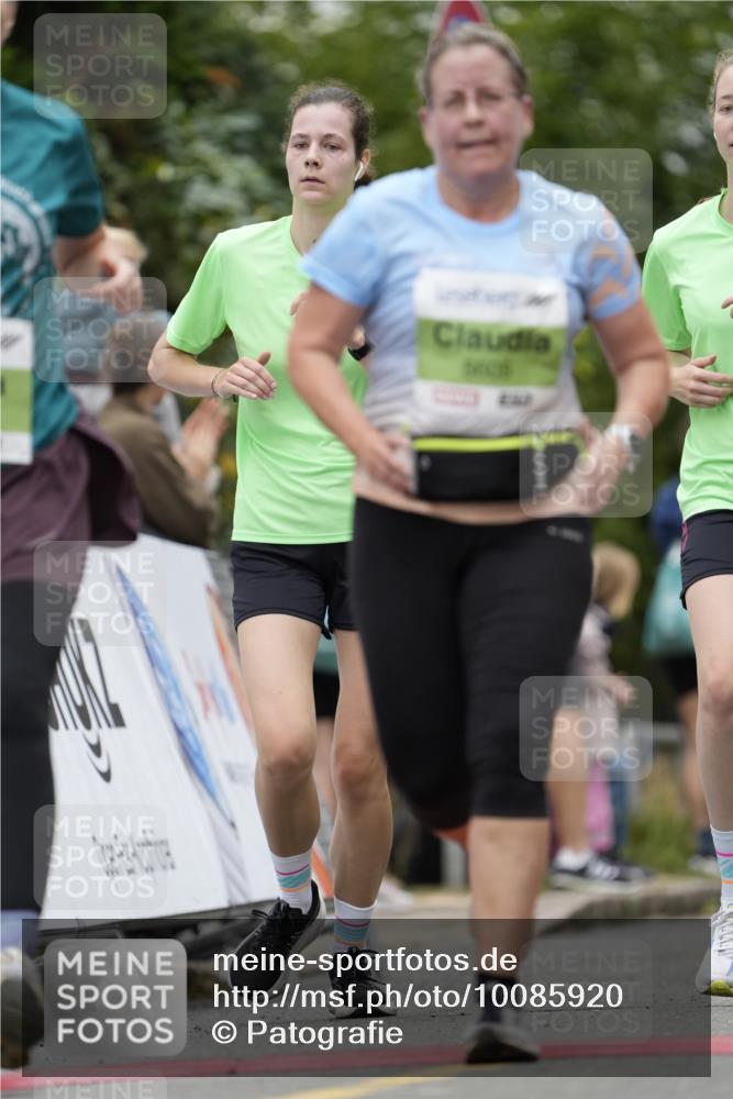 30.08.2026 - Blankeneser Heldenlauf Patografie http://msf.ph/oto/10085920 30.08.2026 10:41:55 Ziel 5081, 5128, 5400, 5541, 5542, 5567, 5568, 5605 meine-sportfotos.de