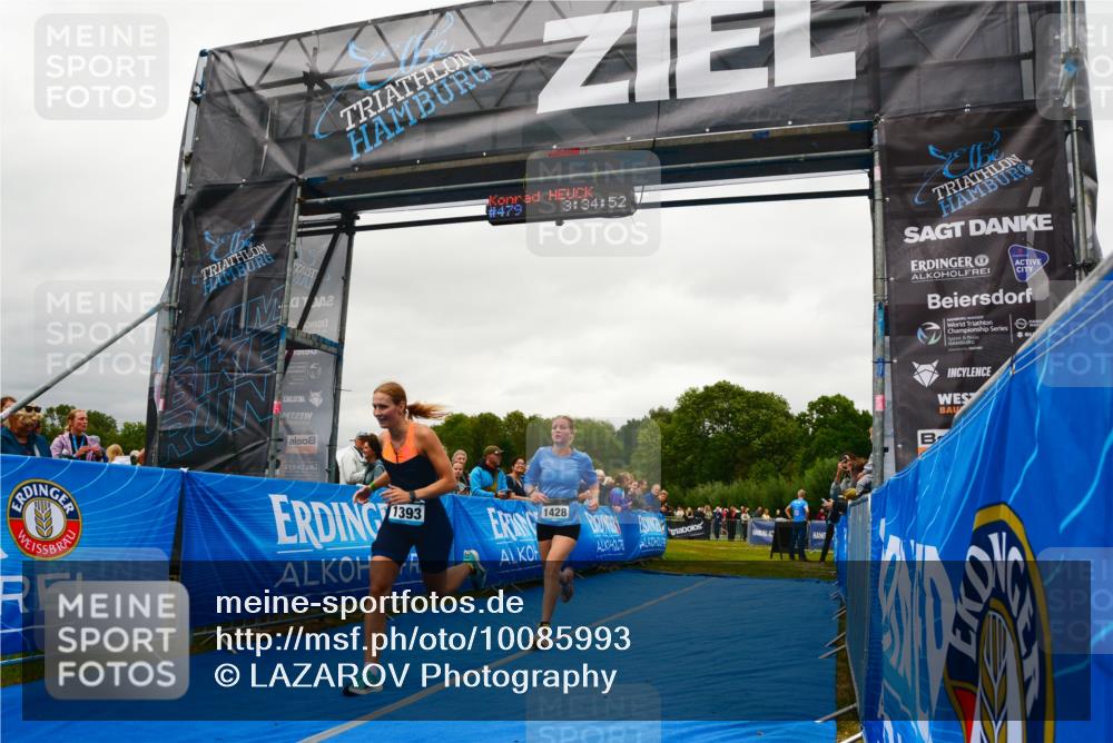30.08.2026 - Elbe Triathlon Hamburg LAZAROV Photography http://msf.ph/oto/10085993 30.08.2026 11:54:56 Ziel 1393, 1428 meine-sportfotos.de