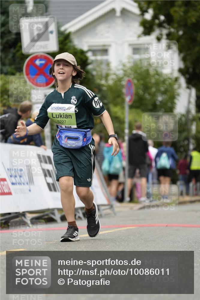 30.08.2026 - Blankeneser Heldenlauf Patografie http://msf.ph/oto/10086011 30.08.2026 10:42:55 Ziel 5227, 5355 meine-sportfotos.de